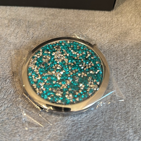 🩶Teal & Silver🩶Glitter Compact Mirror with Dustbag/NIP - Picture 5 of 7